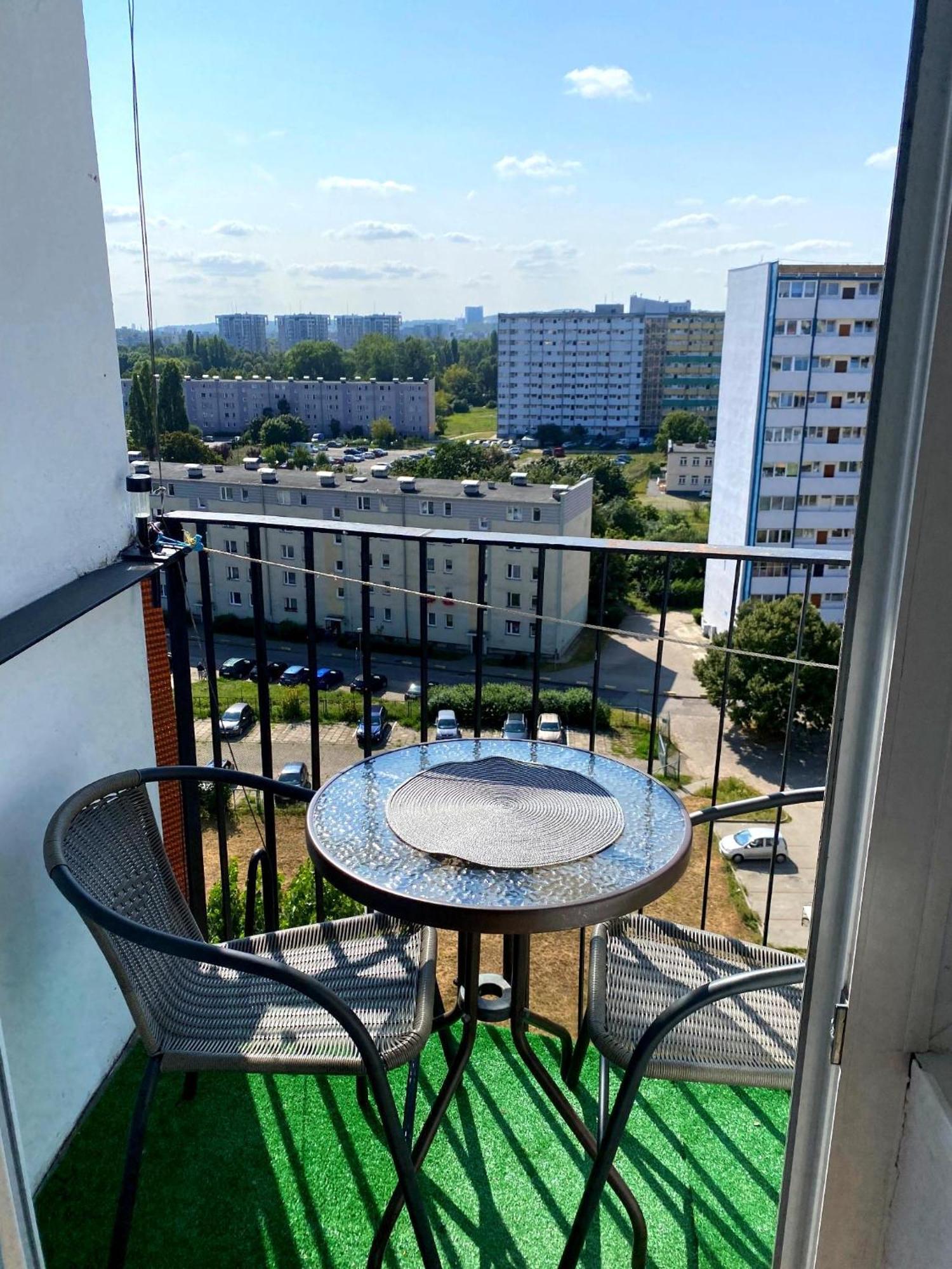 Studio 17M2 - Przymorze, Close To The Beach Gdansk Exterior photo